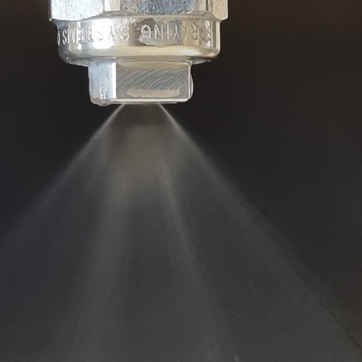 NIRI spray bonding nozzle